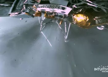 Космический корабль "Odysseus" получил повреждения на поверхности Луны