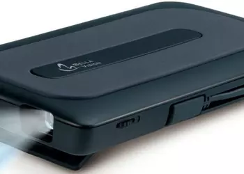 Пикопроектор Genius BV 180 для использования со смартфонами