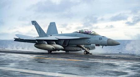 Boeing receives $200m to buy materials for production of latest F/A-18E/F Super Hornet fighters