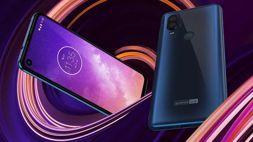 Motorola One Vision: кинематографический дисплей, Exynos 9609 и 48 Мп камера за €299