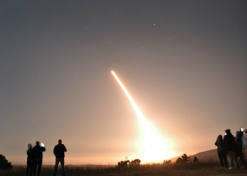 Boeing получил $1,6 млрд на обслуживание межконтинентальных баллистических ракет Minuteman III