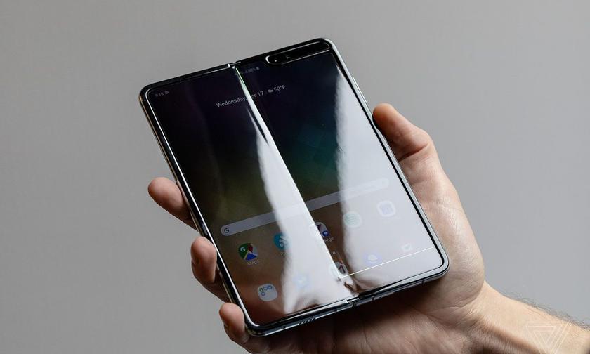 Не хуже iPhone 11 Pro: складной смартфон Samsung Galaxy Fold прошел дроп-тест