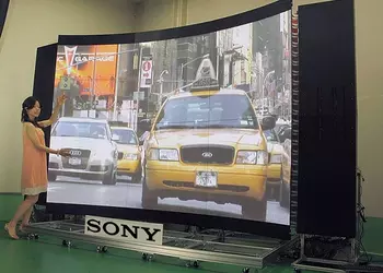 Sony свернет телевизоры в трубу