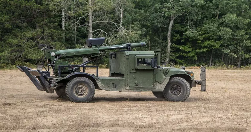 Украинская армия испытывает экспериментальную американскую САУ 2-CT Hawkeye, которую даже в США только тестируют