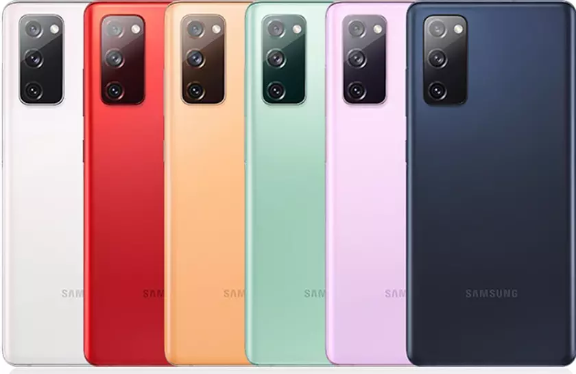 Samsung приостановила обновление One UI 3.1 для Galaxy S20 FE