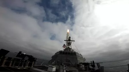 The US littoral combat ship USS Savannah has launched the Standard Missile 6 missile interceptor, which can attack air and ground targets, for the first time