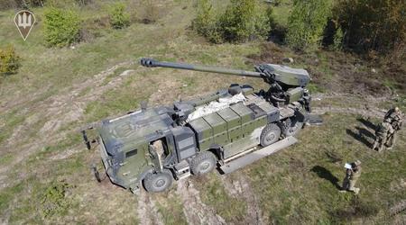 Українські десантники показали, як використовують САУ CAESAR на базі шасі Tatra 8×8 (відео)