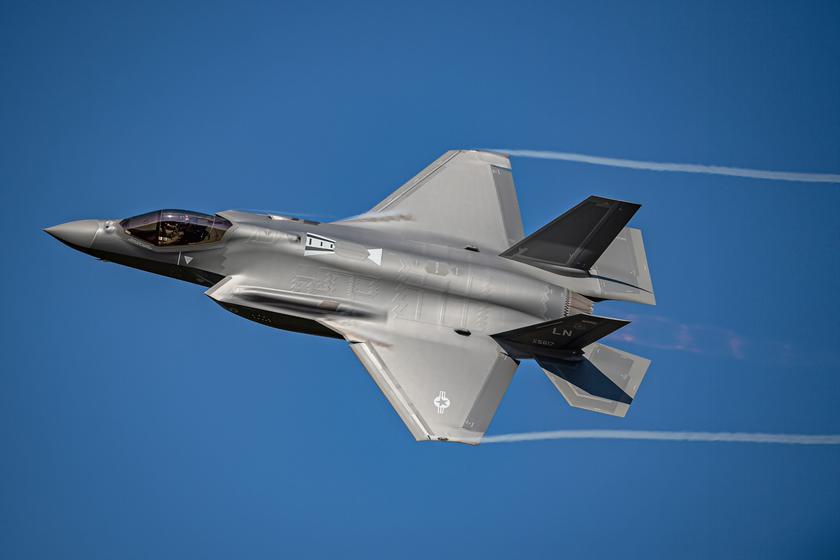 Сингапур покупает дополнительную партию истребителей пятого поколения F-35 Lightning II