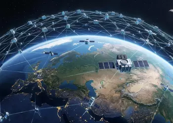 Джефф Безос хочет вывести ИИ в космос: Blue Origin планирует созвездие из 51 600 спутников