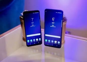 Samsung Galaxy S9 / S9 + appeared in photos in the color "Burgundy Red"