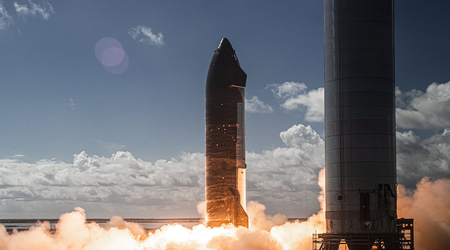 SpaceX kończy statyczny test odpalania boostera rakiety Super Heavy z rekordową liczbą silników Raptor