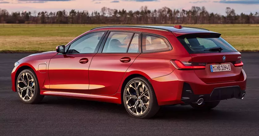 Exploring the BMW 3 Series Touring: A Blend of Style and Functionality