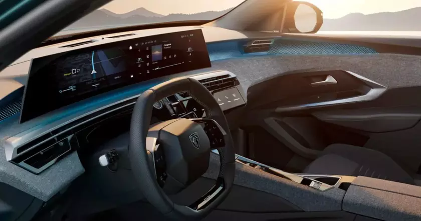 Exploring the Future of Driving: Inside the Peugeot i-Cockpit