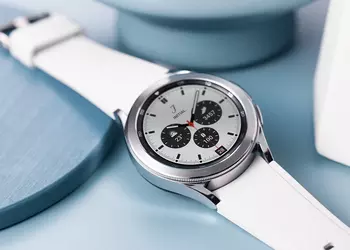 The latest update for the Samsung Galaxy Watch4 puts the smart watch out of commission