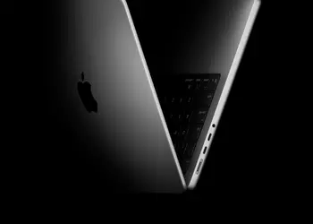 Лотерея на 50%: Почему 14-дюймовый MacBook Pro с M5 Max не держит удар