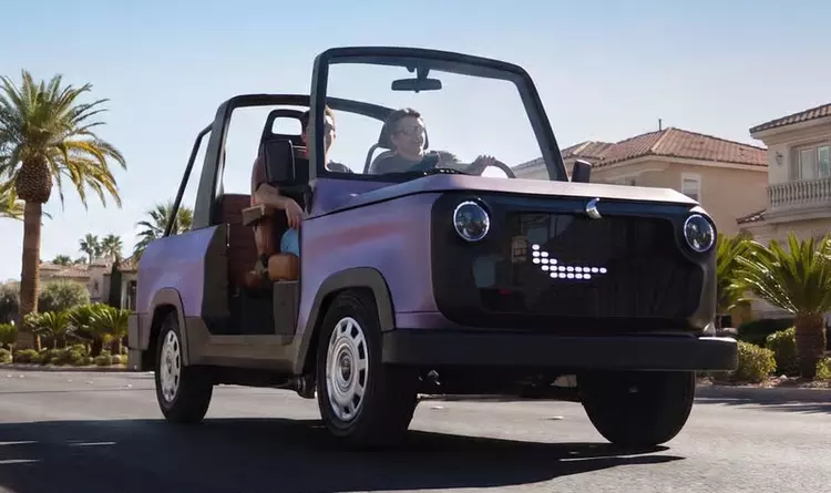Chip Motors LUV: Электромобиль за $15 000, который можно мыть из шланга и отдать под опеку «аватару»