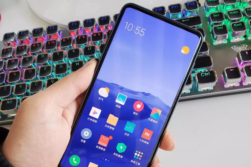 Лю Вейбинг затизерил флагман Redmi K40 Pro с 5-нанометровым чипом Snapdragon 875