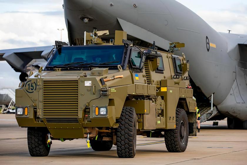 Австралия передаст ВСУ новую партию бронированных машин Bushmaster