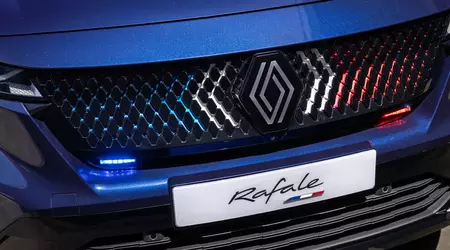 Renault has built a presidential crossover with marble, armour and flagpoles