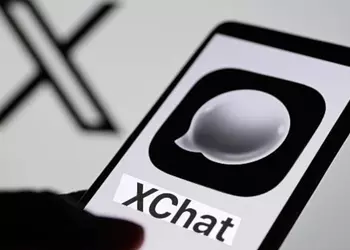 На iOS вышел XChat — зашифрованный мессенджер от Илона Маска