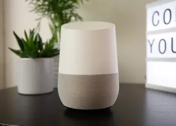 «Умная» колонка Google Home подешевела до $29: ждем Nest Home?