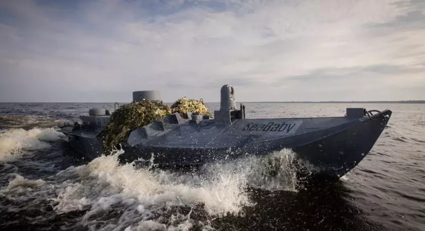 Черноморский флот россии "сбежал" с базы в Крыму, ведь украинские дроны и ракеты добрались и туда