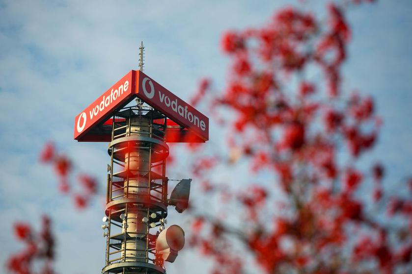 Vodafone из-за шумихи приостанавливает закупки оборудования у Huawei