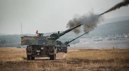 Germany to hand over 12 additional PzH-2000 self-propelled guns to Ukraine