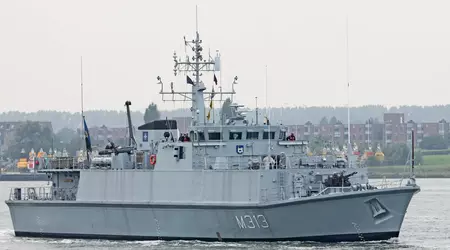 Estonia may allow sinking ships that threaten submarine cables