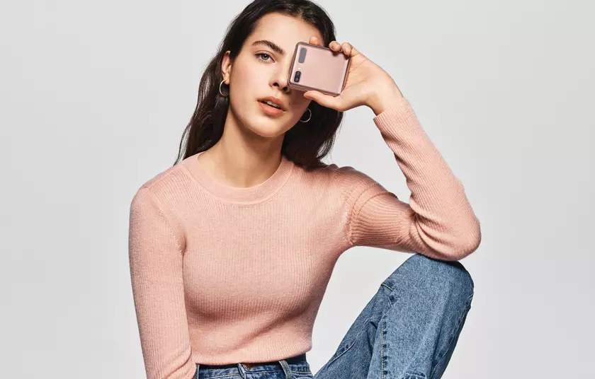 Раньше, чем обещали: «раскладушка» Samsung Galaxy Z Flip 5G получила Android 11 с One UI 3.0