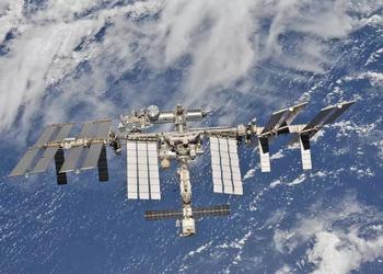 NASA wants to build a $1bn space tug to take the ISS out of orbit and into the ocean