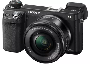 Беззеркалка Sony NEX-6 с гибридным автофокусом и Wi-Fi-модулем