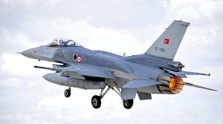 Сенатор Менедес продовжує блокувати продаж Туреччині 40 винищувачів F-16 Block 70/72 і комплектів модернізації вартістю $20 млрд