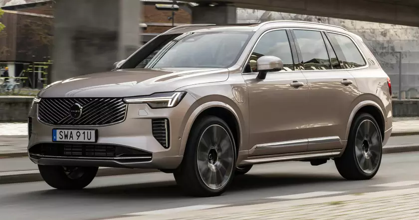 Explorando la innovación del Volvo XC90 T8: El SUV híbrido que combina lujo y sostenibilidad