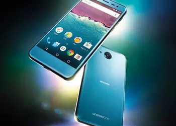 Sharp 07SH: первый японский Android One