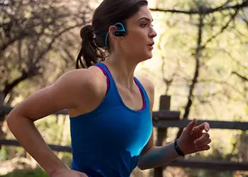 Наушники Sony с MP3-плеером, за 3 минуты зарядки получающие час автономности