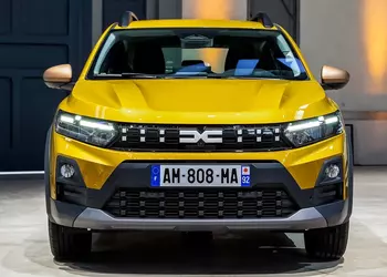 Dacia Sandero Stepway Hybrid: 155 лошадиных сил и «бюджетность» за миллион гривен