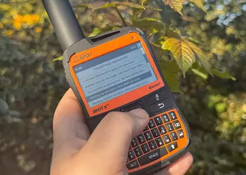 Google Pixel 10 первым реализует спутниковые звонки в WhatsApp