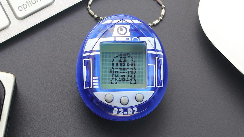 R2-D2 Tamagotchi: первый в истории тамагочи для фанатов «Звездных войн» с дроидом R2-D2 в качестве питомца