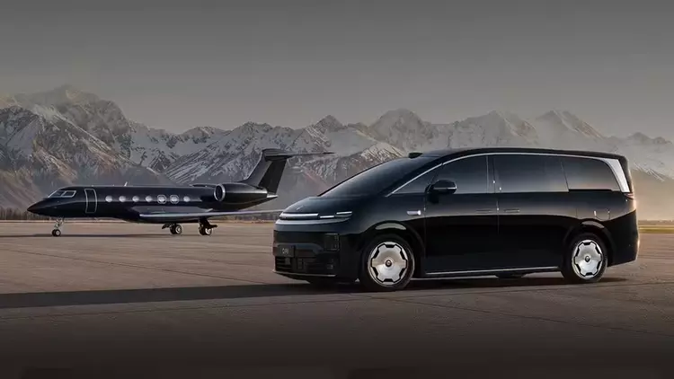 Leapmotor D99: гостиная на колесах с «рыбацкими» креслами и зарядкой на 1000 вольт