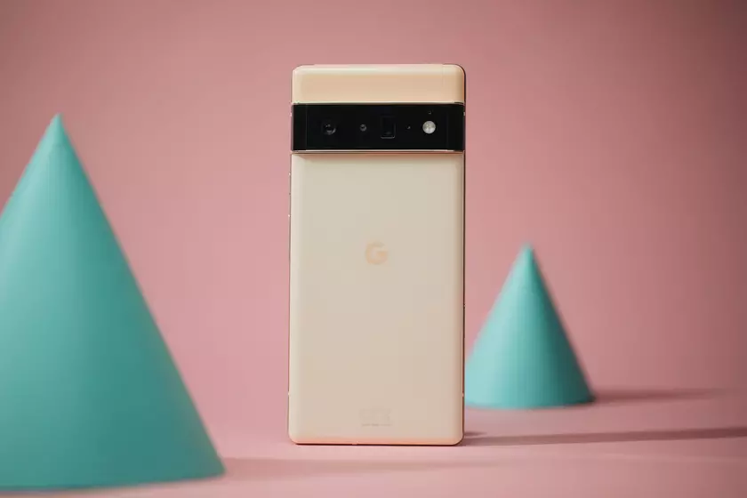 Сканер Pixel 6 разблокирует смартфон по чужим отпечаткам, но Google все твердит об «улучшенных алгоритмах безопасности»