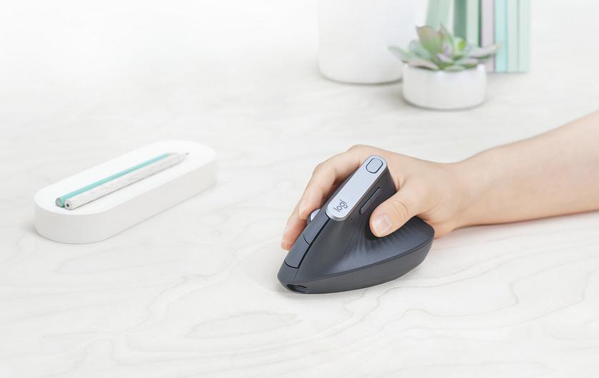 logitech-mx-vertical-2.jpg
