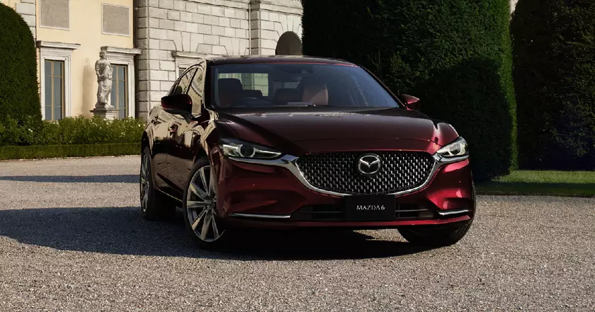 Новый обзор: все, что вам нужно знать о седане Mazda6