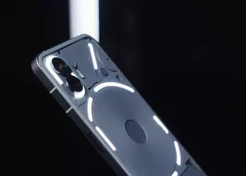 Не дожидаясь презентации: MKBHD показал Nothing Phone (2) на видео