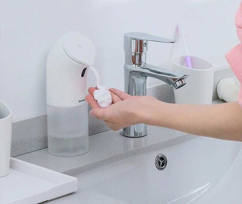 automatyczny dozownik mydła
