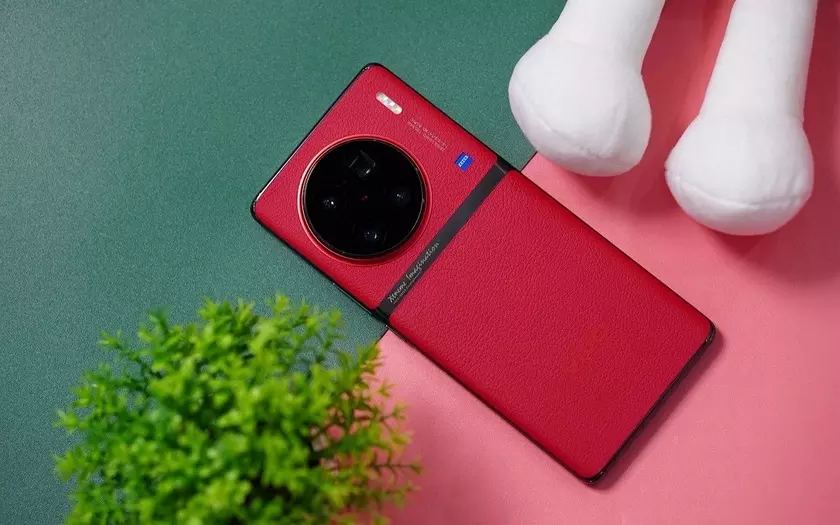 Инсайдер назвал дату запуска флагманской линейки смартфонов Vivo X90 на глобальном рынке