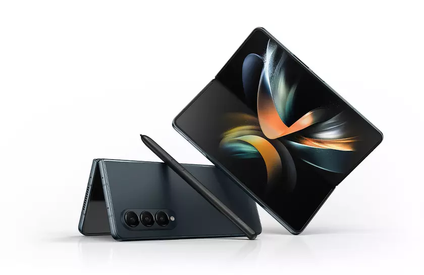 Samsung запустила тестирование One UI 5.1.1 на складном смартфоне Galaxy Fold 4