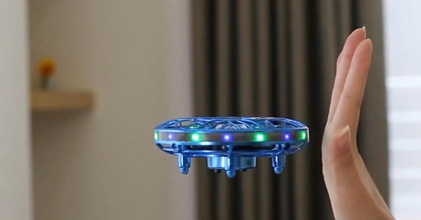 Force1 Scoot LED Handbetriebene Drohne für 8-Jährige