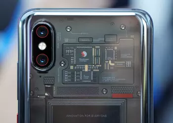 Прозрачный корпус будущего флагмана Xiaomi 16 покажет внутренний мир смартфона: инсайдер рассказал о дизайне гаджета