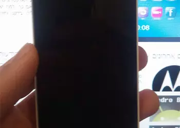 Sony Ericsson Xperia Nozomi LT26i с двухъядерным процессором на фото